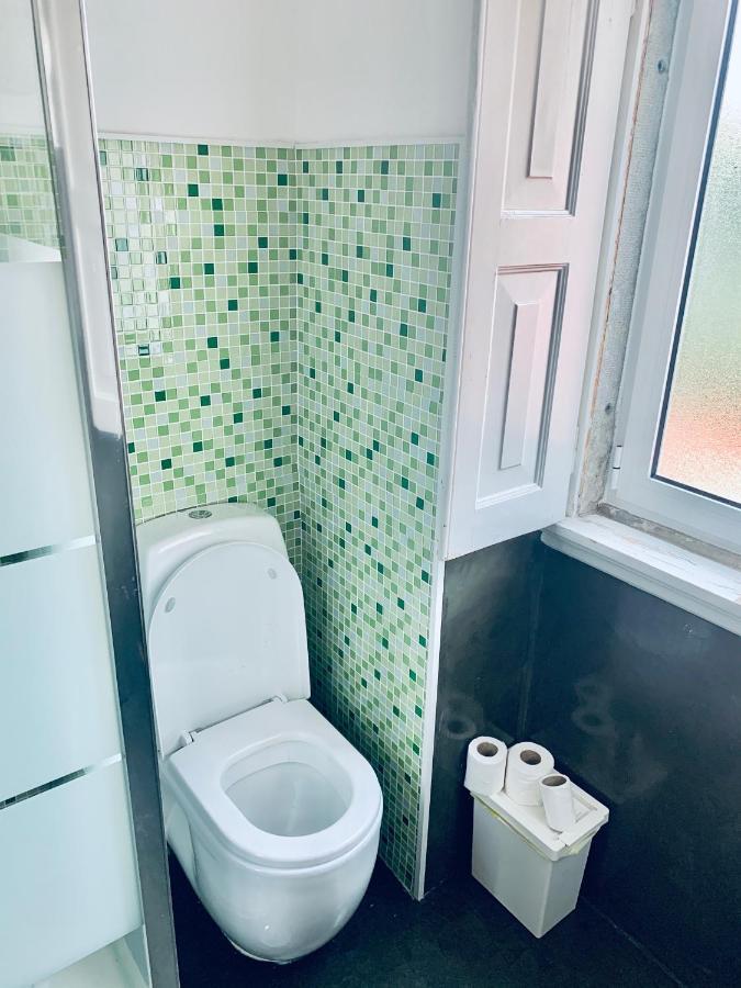 Restelo House Shared Appartment Algés Dış mekan fotoğraf