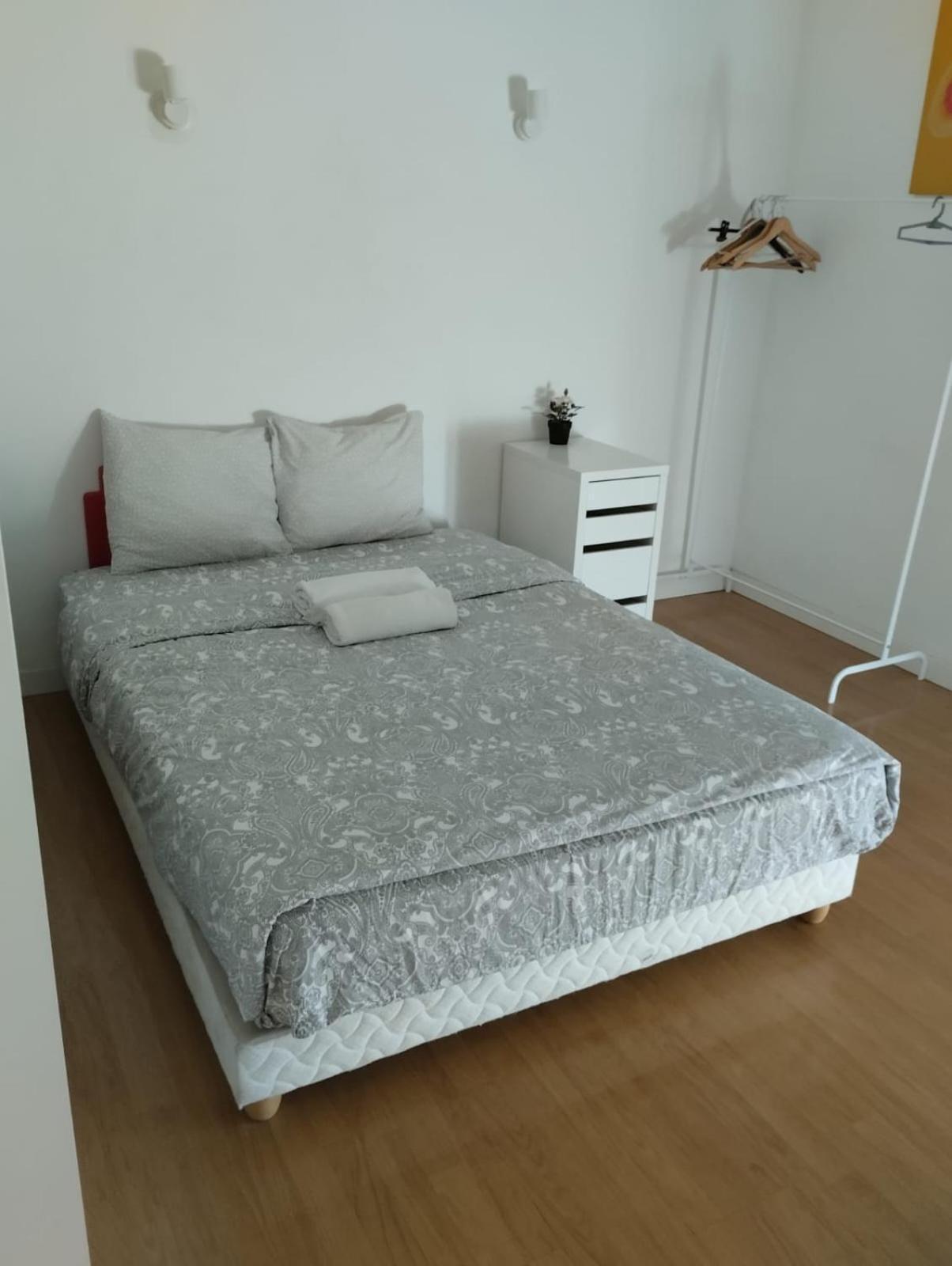 Restelo House Shared Appartment Algés Dış mekan fotoğraf